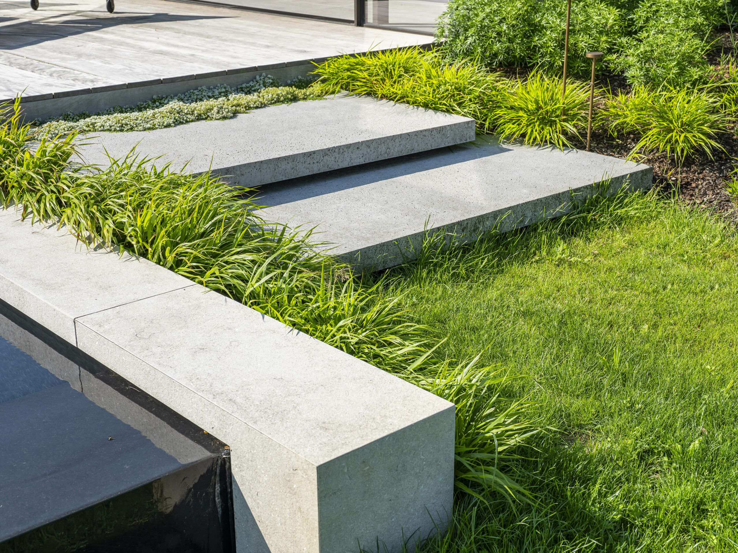 Architecturale tuin onderhouden door Artgreen